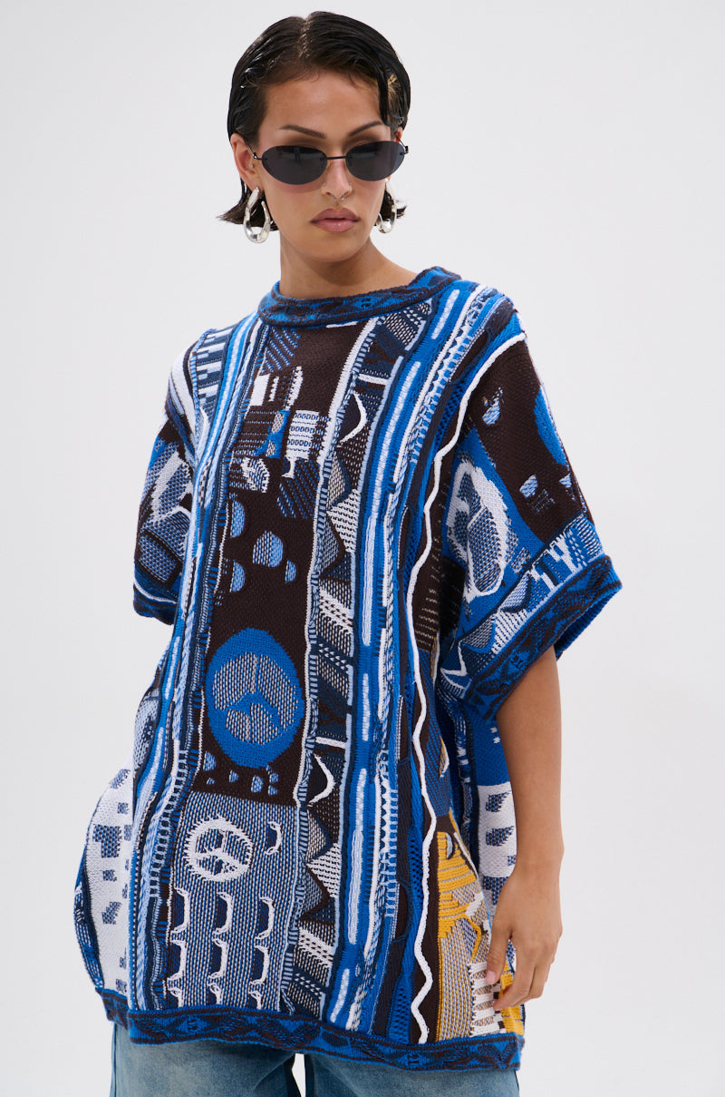 PEACE AND LOVE SWEATER