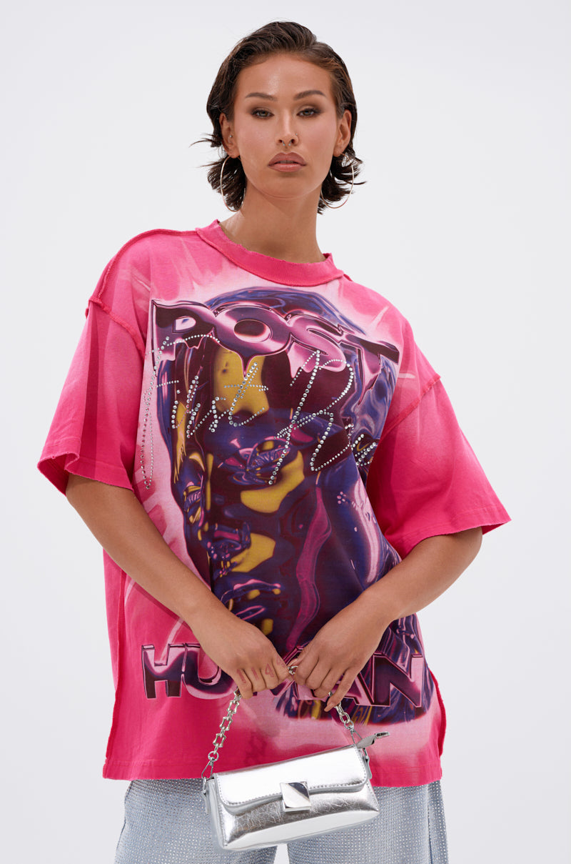 POST HUMAN OVERSIZED GRAPHIC TEE IN PINK