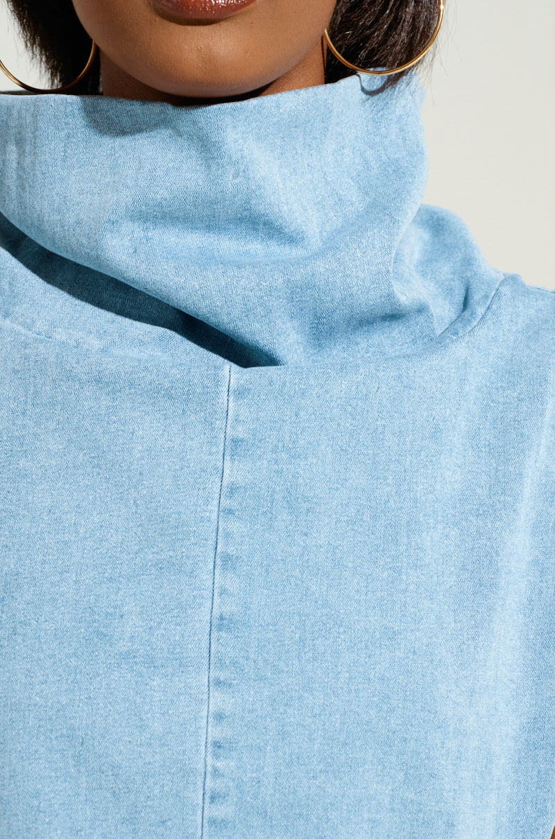 MY BEST SELF SLEEVELESS STATEMENT TOP