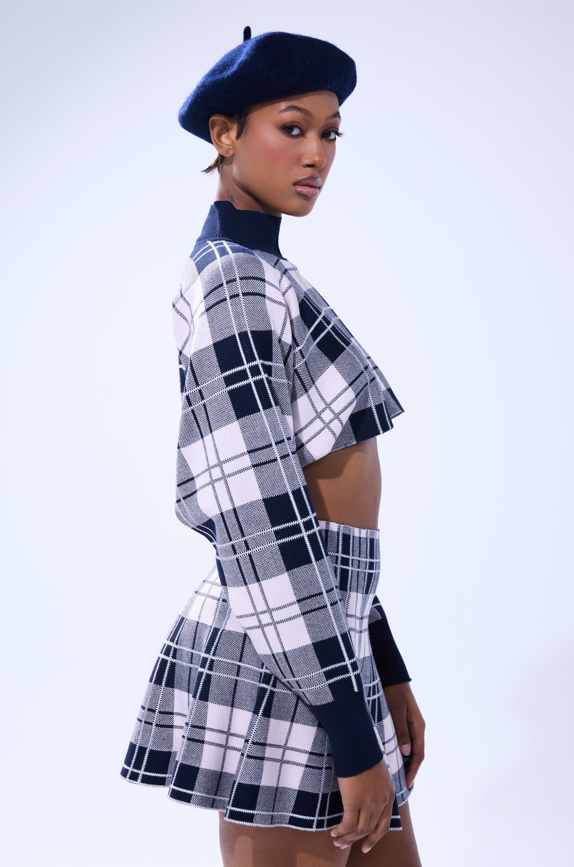 HOME FOR THE HOLIDAYS CROPPED SWEATER