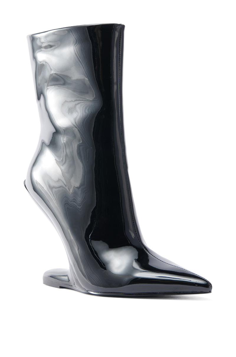 AZALEA WANG GLACIELLE PATENT BLACK WEDGE BOOTIE