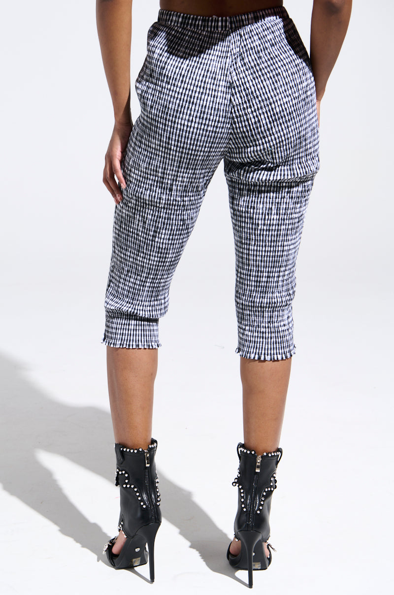 FLOWER CHILD RUFFLE CAPRI