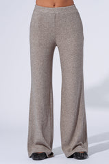 VIBE OUT FLARE LEG KNIT PANT IN GREY