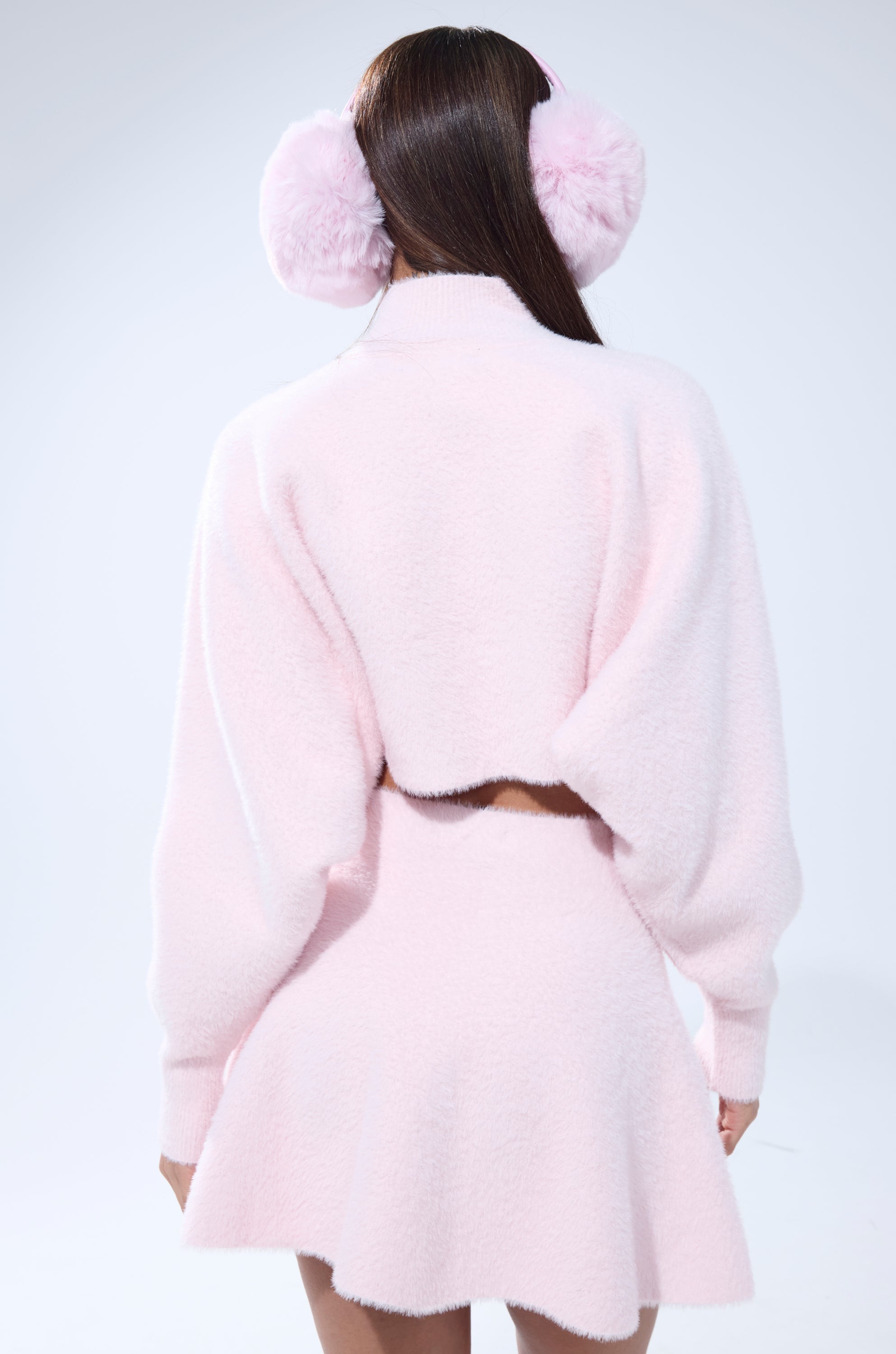 CUDDLE UP FUZZY CROPPED SWEATER IN PINK