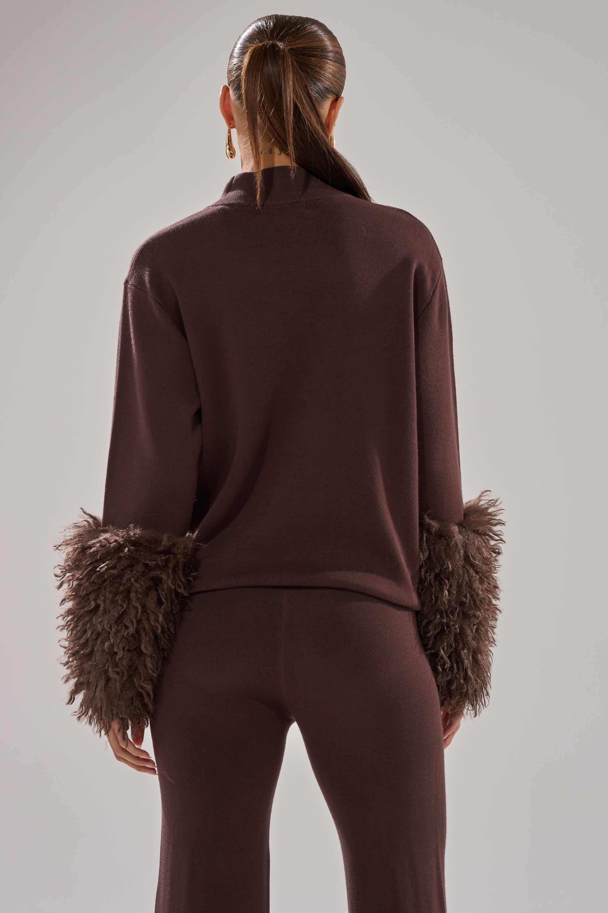 COZY VIBES SWEATER WITH FUR CUFF IN BROWN