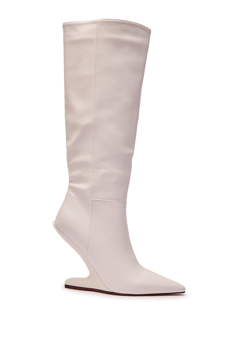 AZALEA WANG HAKIM WHITE WEDGE BOOT
