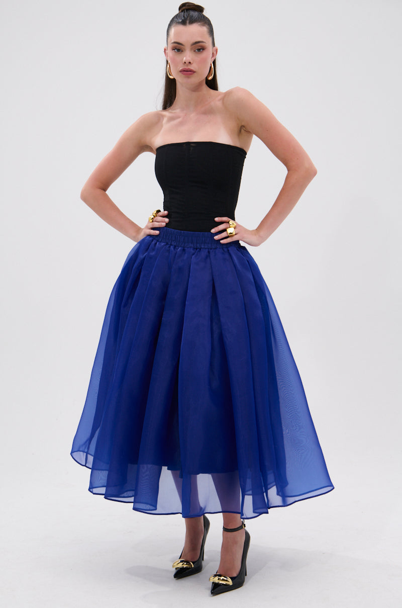 STAY CLOSE TO ME MIDI SKIRT IN BLUE