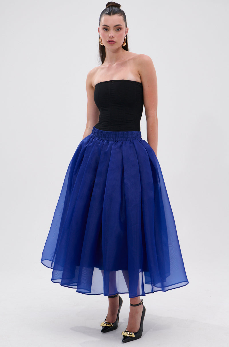 STAY CLOSE TO ME MIDI SKIRT IN BLUE