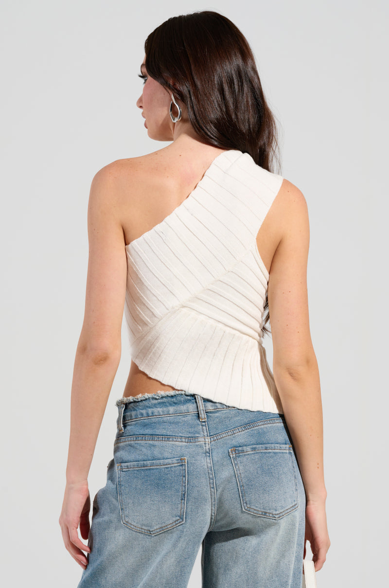 HONEY PLZ SWEATER TANK TOP