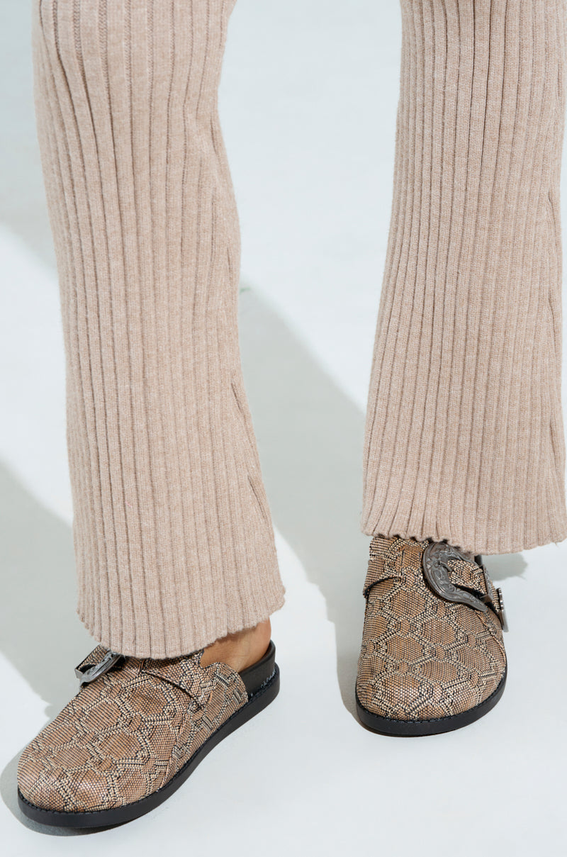 AZALEA WANG INFORMER TAN SNAKE CLOG