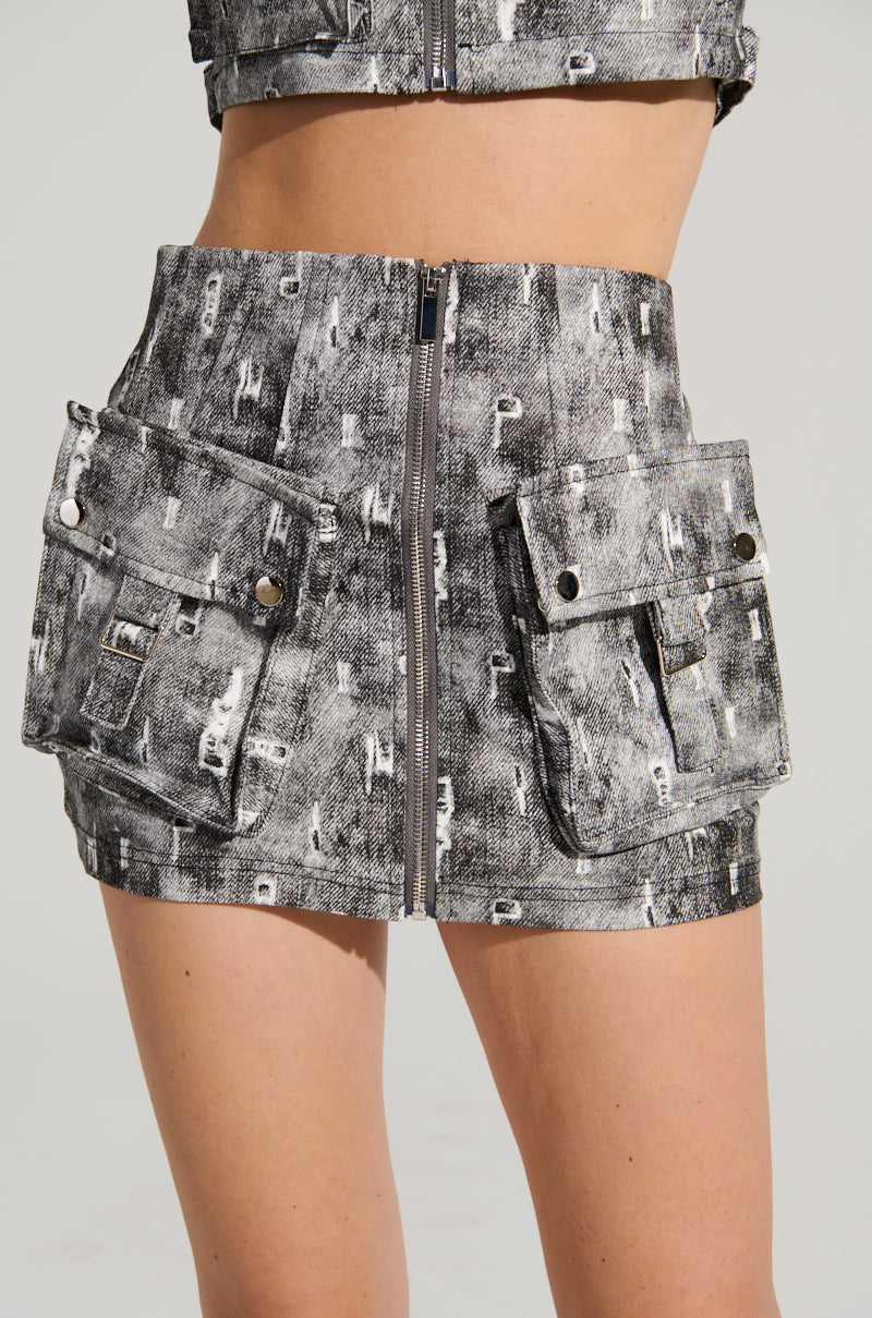 UNREAL ZIP UP MINI SKIRT