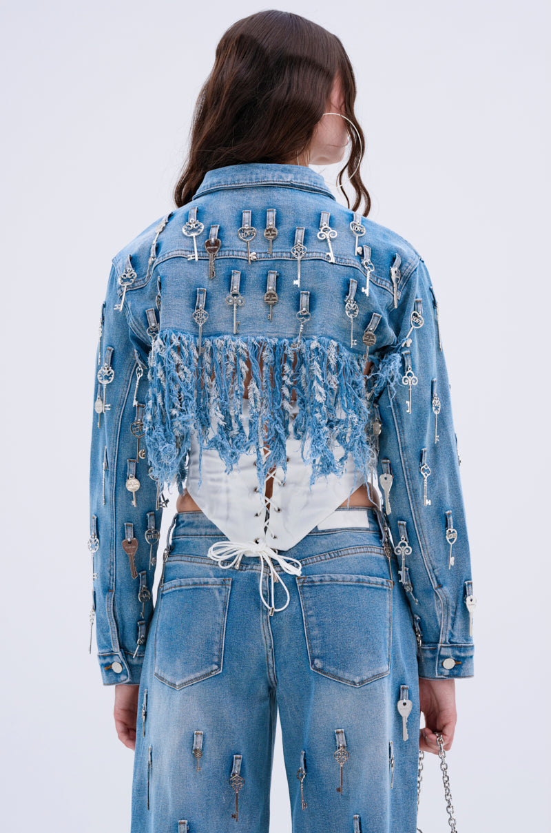 KEY TO THE CITY CROPPED DENIM JACKET