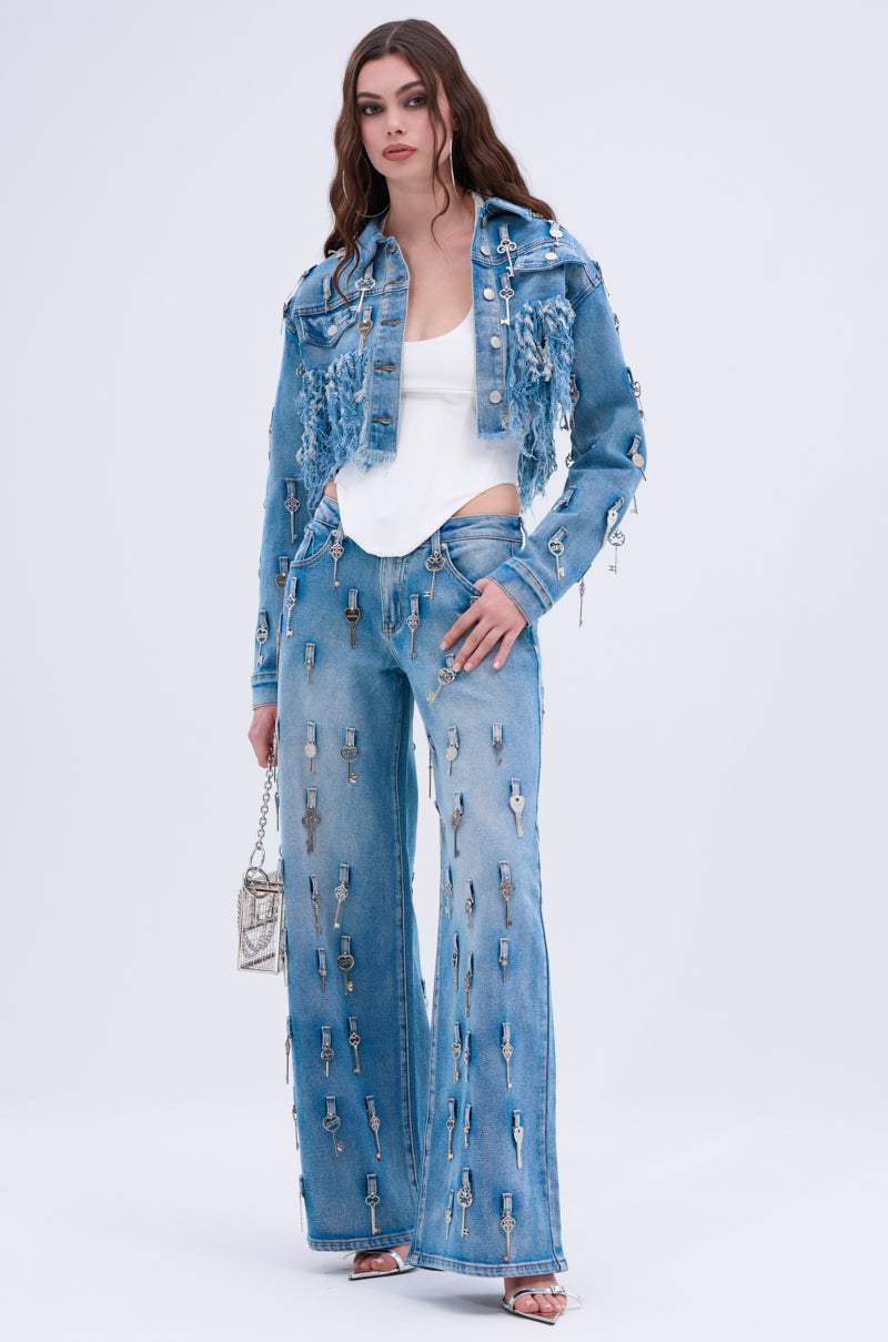 KEY TO THE CITY CROPPED DENIM JACKET