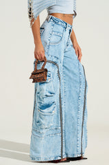 POCKETFUL ZIPPER DENIM JEANS