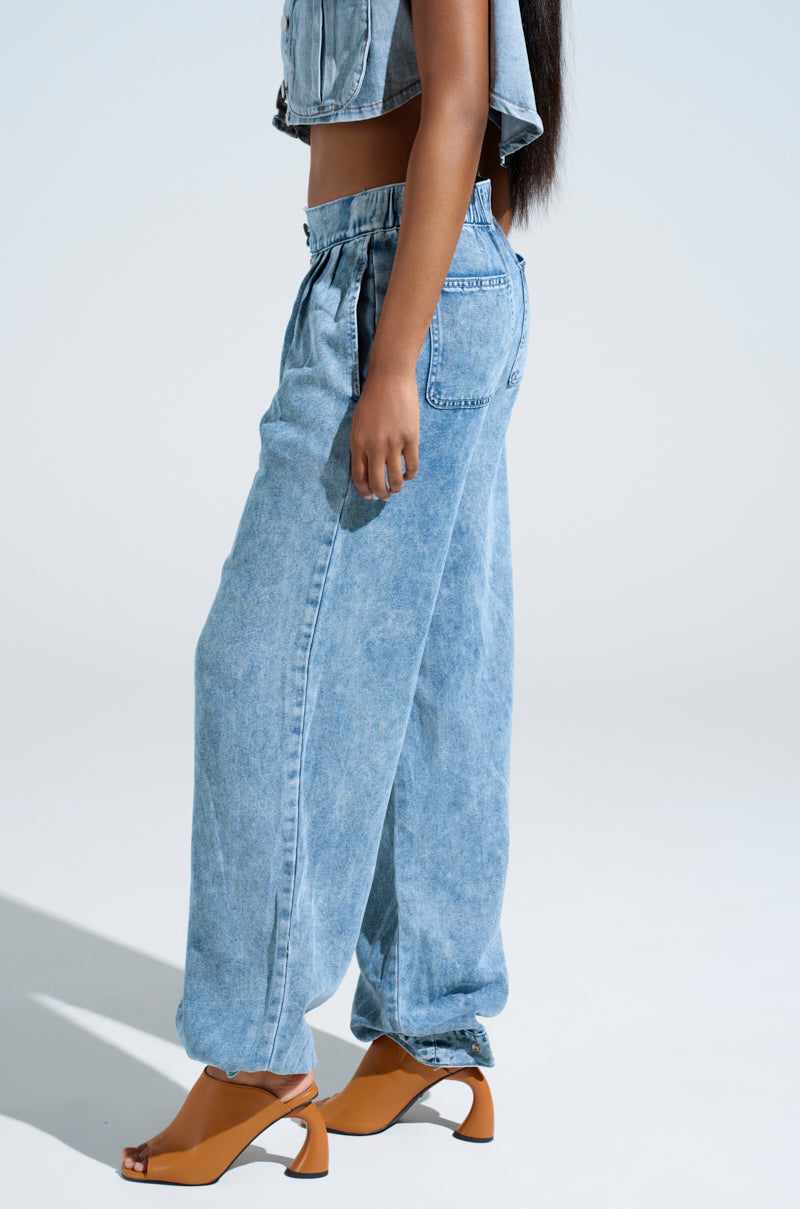 LEXI LIGHTWEIGHT DENIM PANT