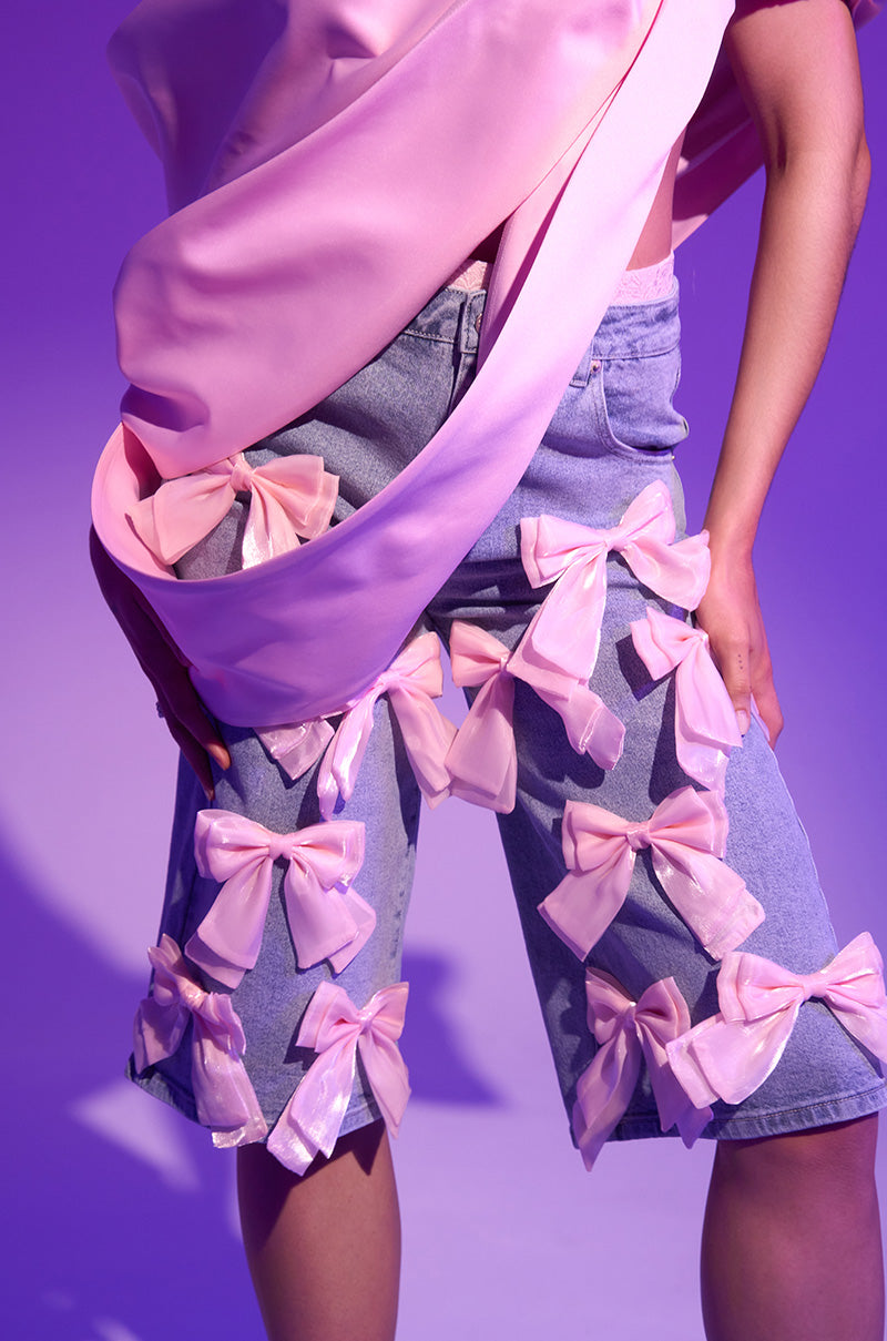 BOWS ALL OVER DENIM BERMUDA SHORT