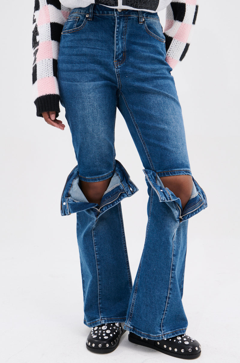LIE TO ME EXPOSED KNEE DENIM JEANS