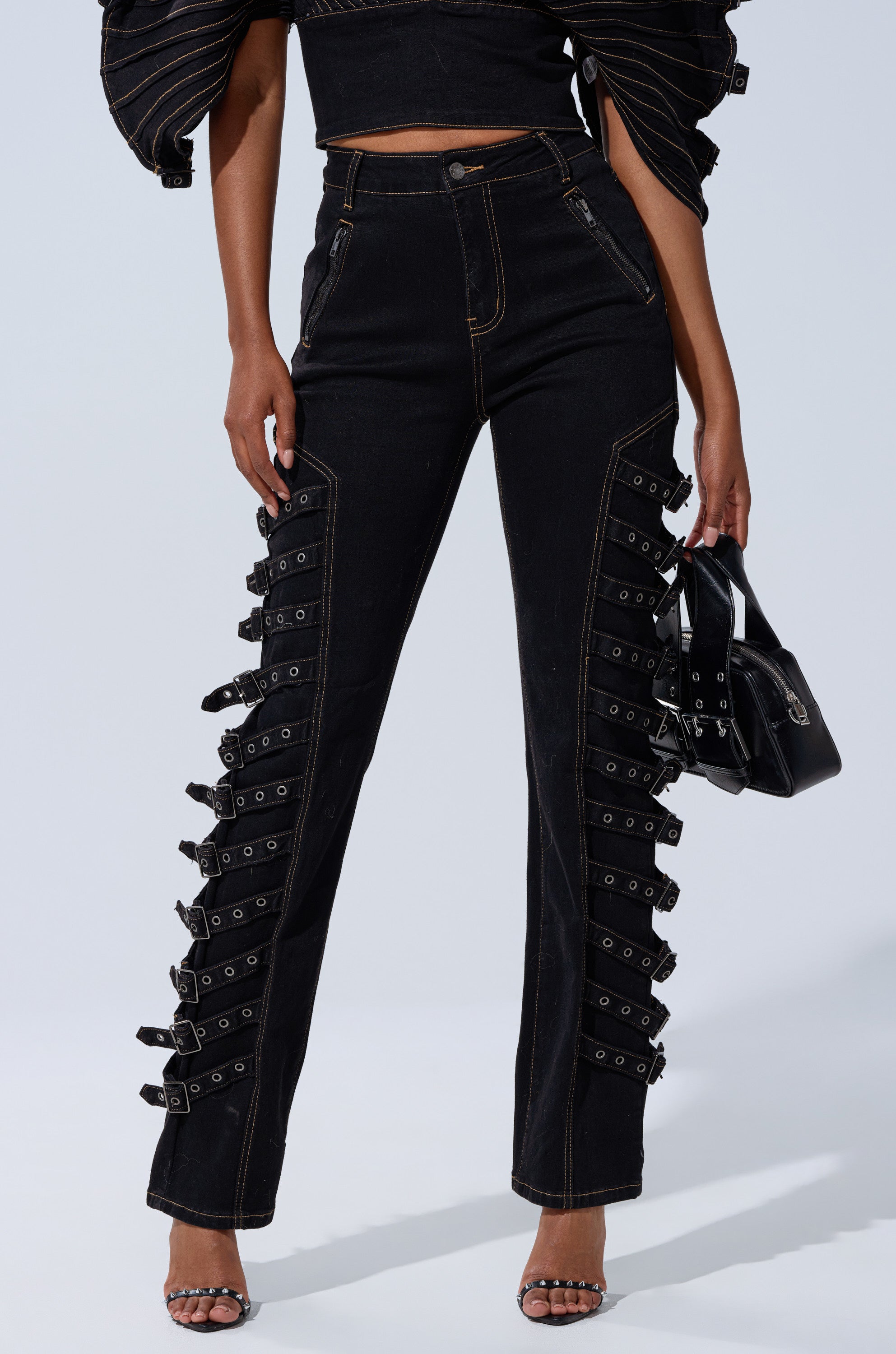 BUCKLE UP SKINNY DENIM PANT