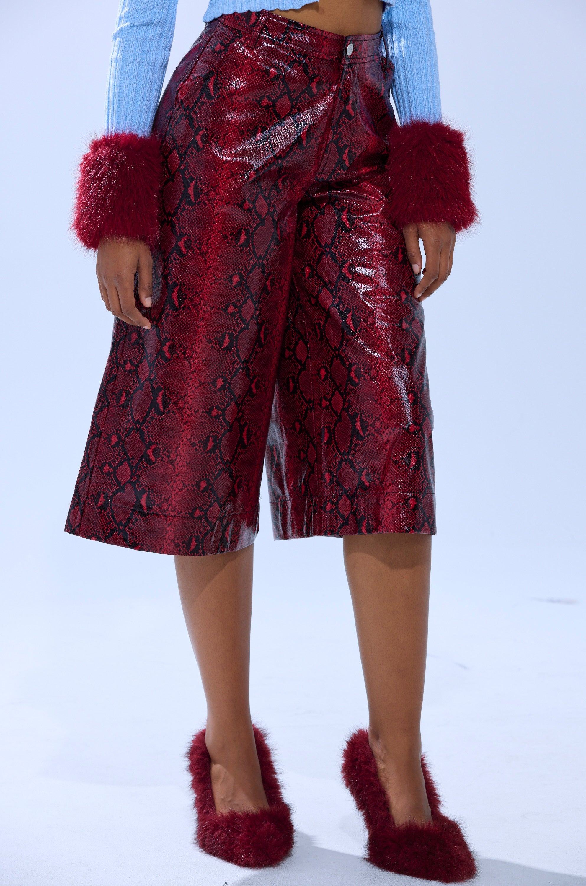 EXTRA IS MY MIDDLE NAME SNAKE BERMUDA SHORT