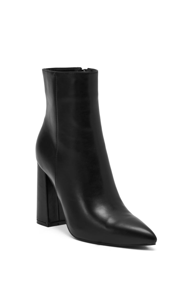 AZALEA WANG JESSABELL BLACK CHUNKY BOOTIE