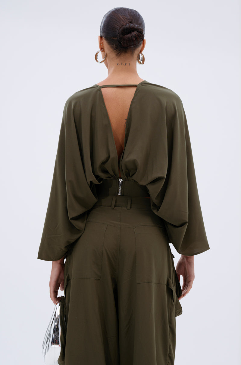 TALK ABOUT ME BLOUSE