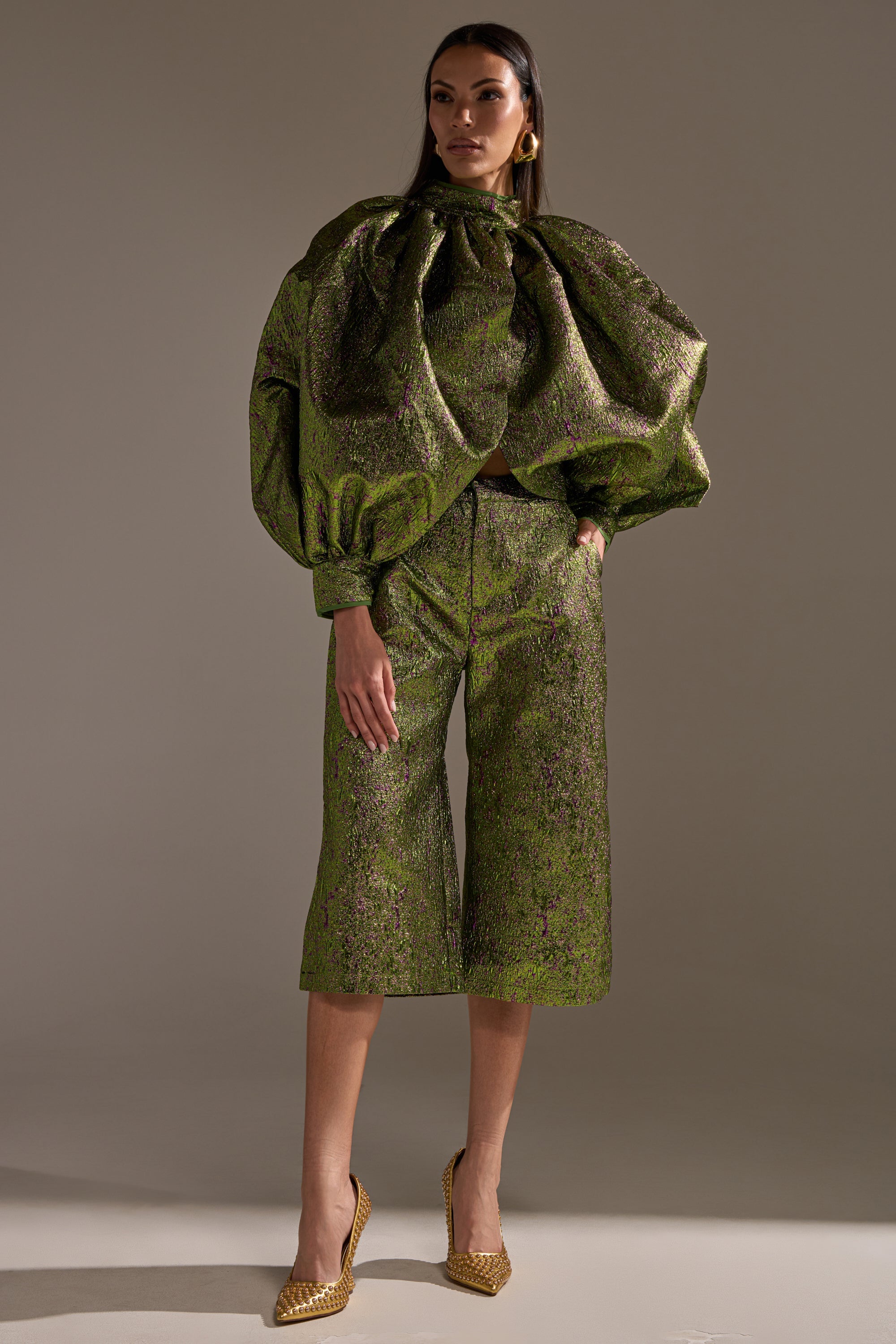 LAYLA BROCADE PUFF SLEEVE MOCK NECK TOP