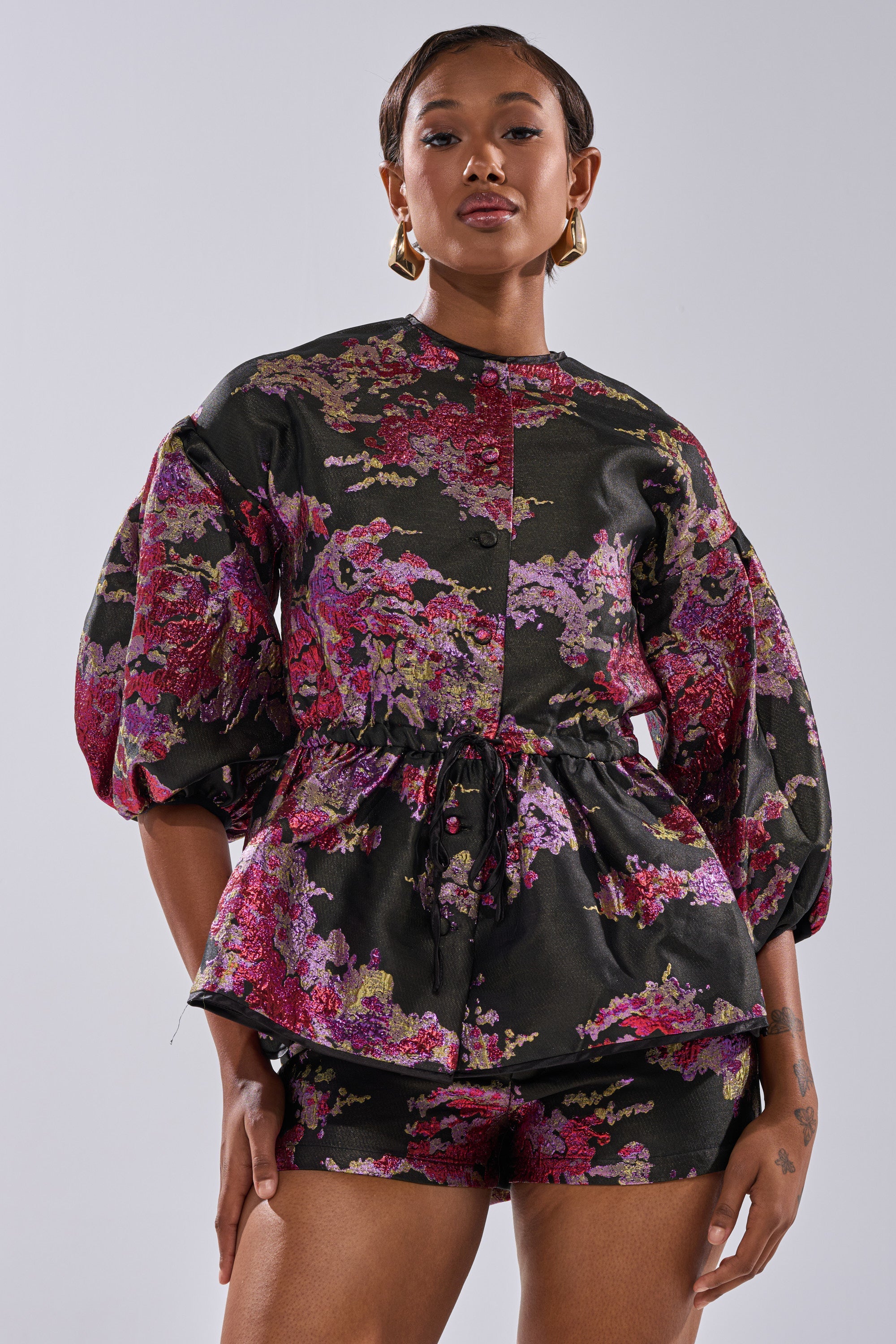 ETHEREAL BROCADE SHORT SLEEVE BLOUSE IN PINK