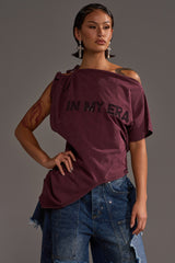 IN MY ERA OFF-THE-SHOULDER TEE