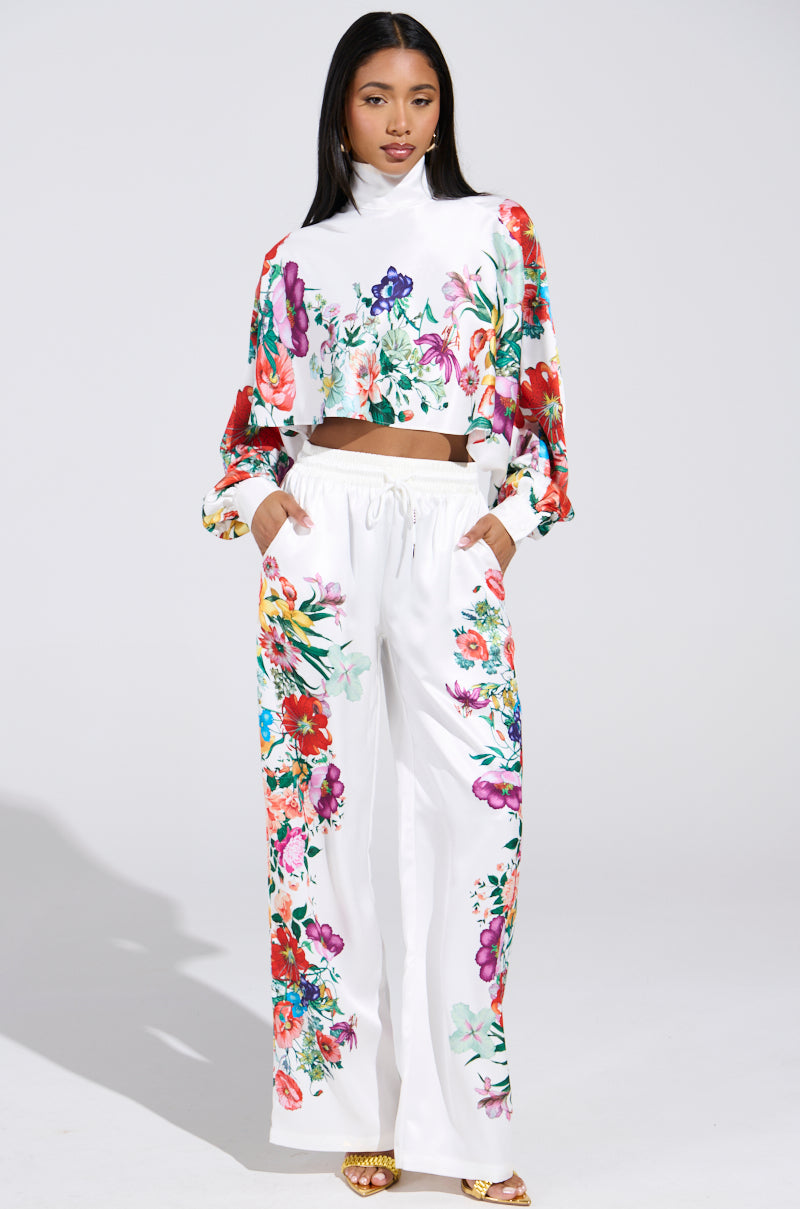 FULL BLOOM SATIN MOCK NECK BLOUSE IN WHITE