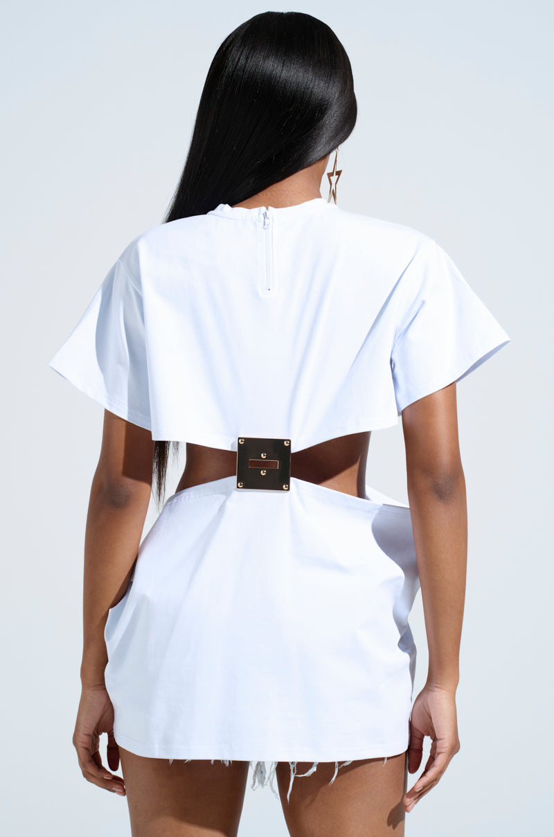 GIRL BOSS MOMENTS CUT OUT TSHIRT