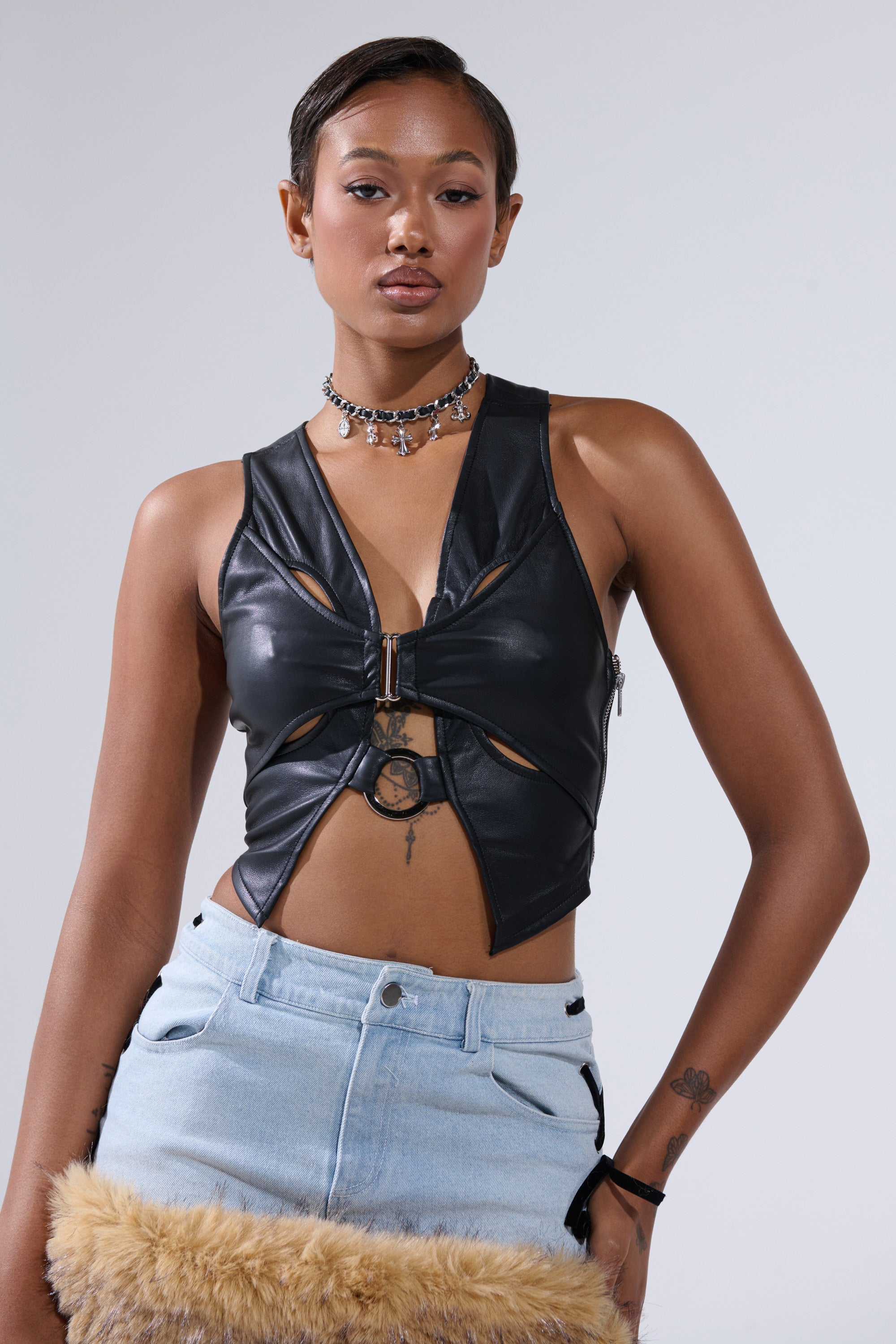 FLASHY QUEEN BRALETTE