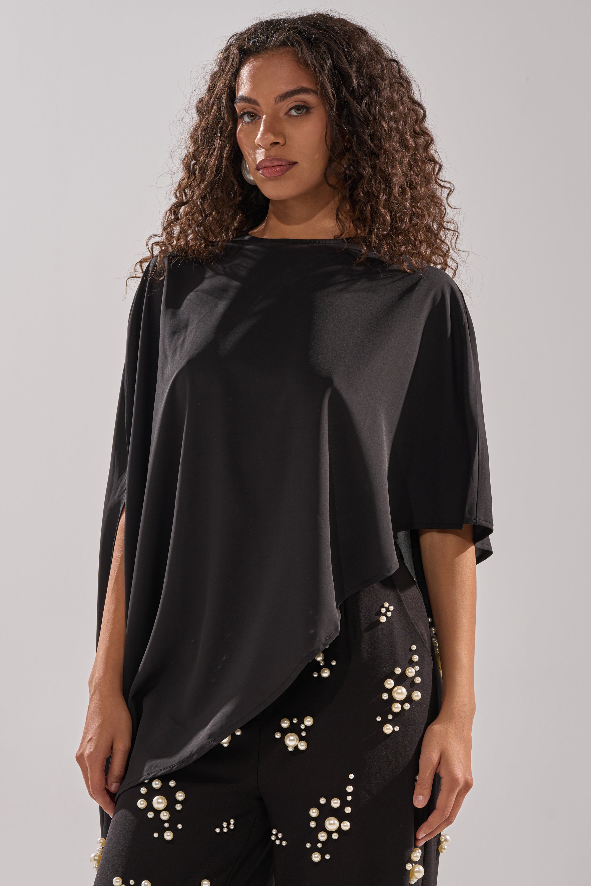 SOMETHING DIFFERENT OVERSIZED ASYMMETRICAL TEE