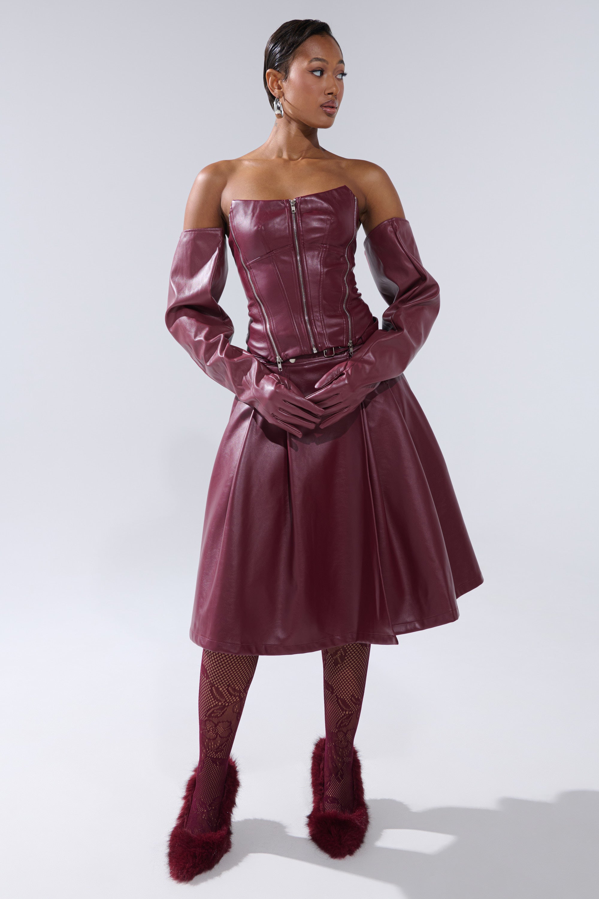 FEELING THE ENERGY MIDI SKIRT