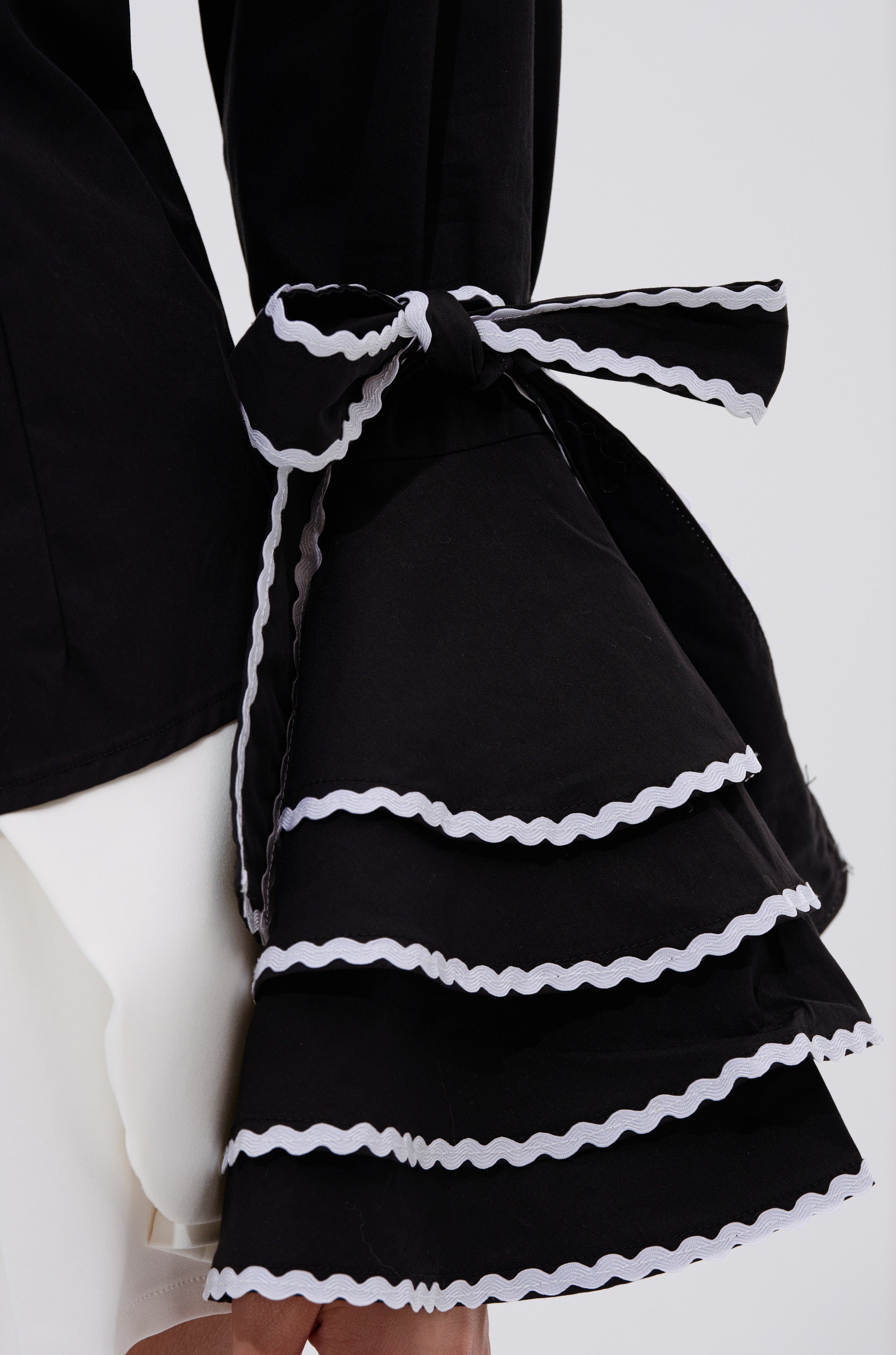 BUSINESS ONLY BUTTON DOWN