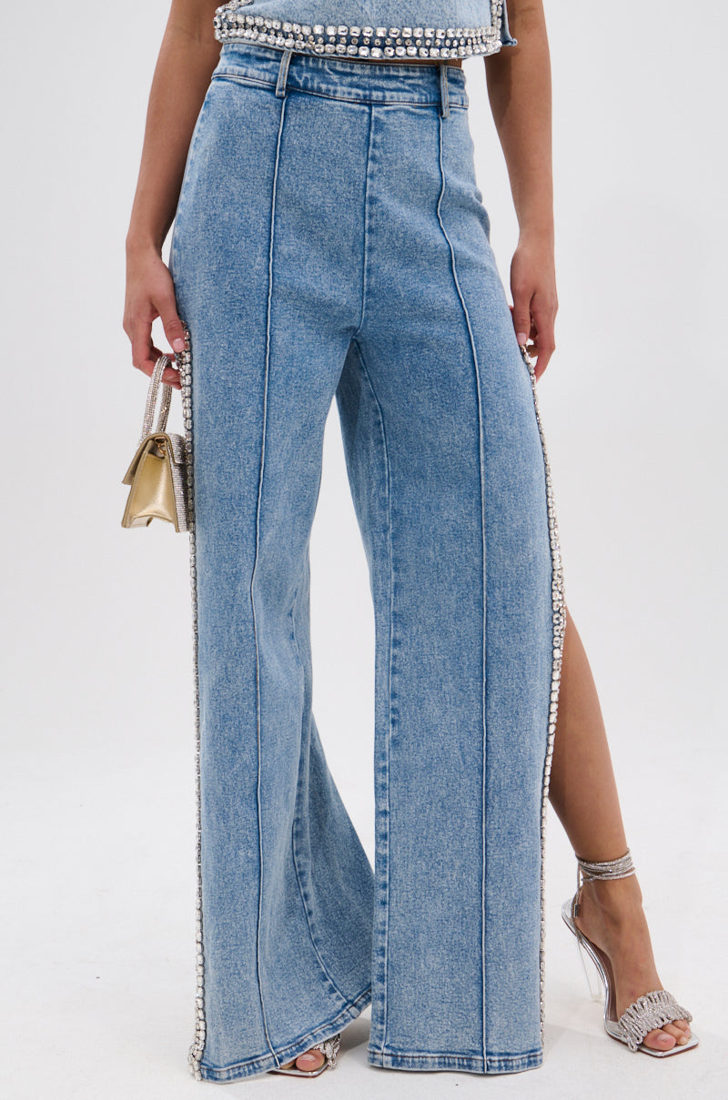 POPPING OUT RHINESTONE DENIM PANT