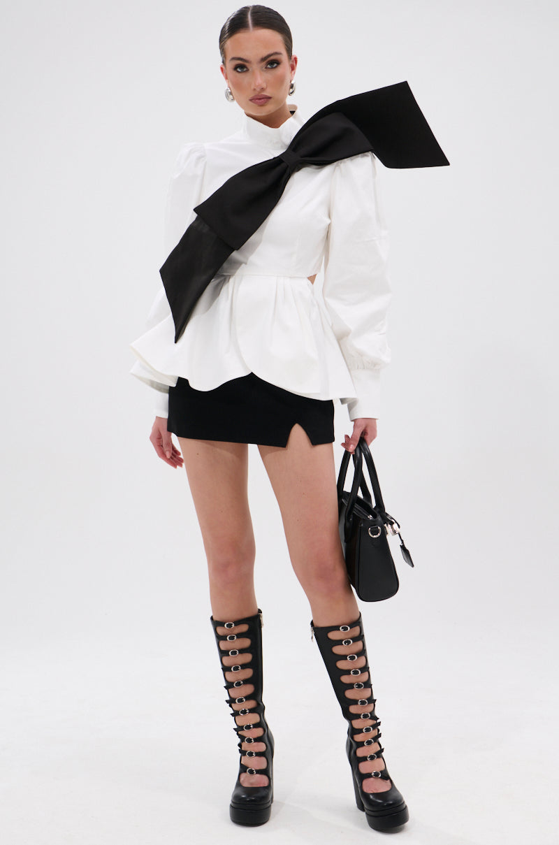 SO CHIC BOW BLOUSE