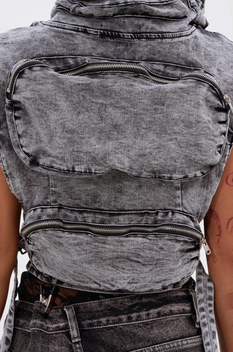 MODEL BEHAVIOR DENIM TOP