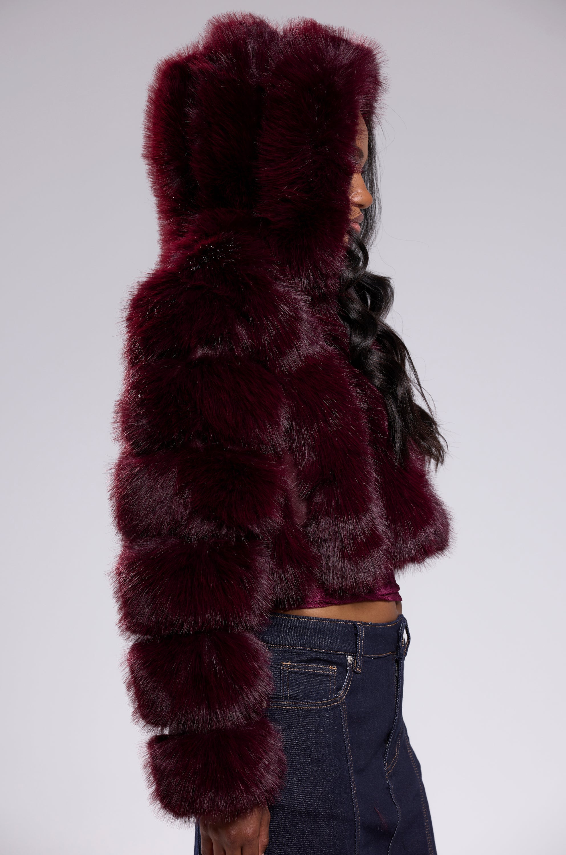 JOLENE FAUX FUR COAT IN BURGUNDY