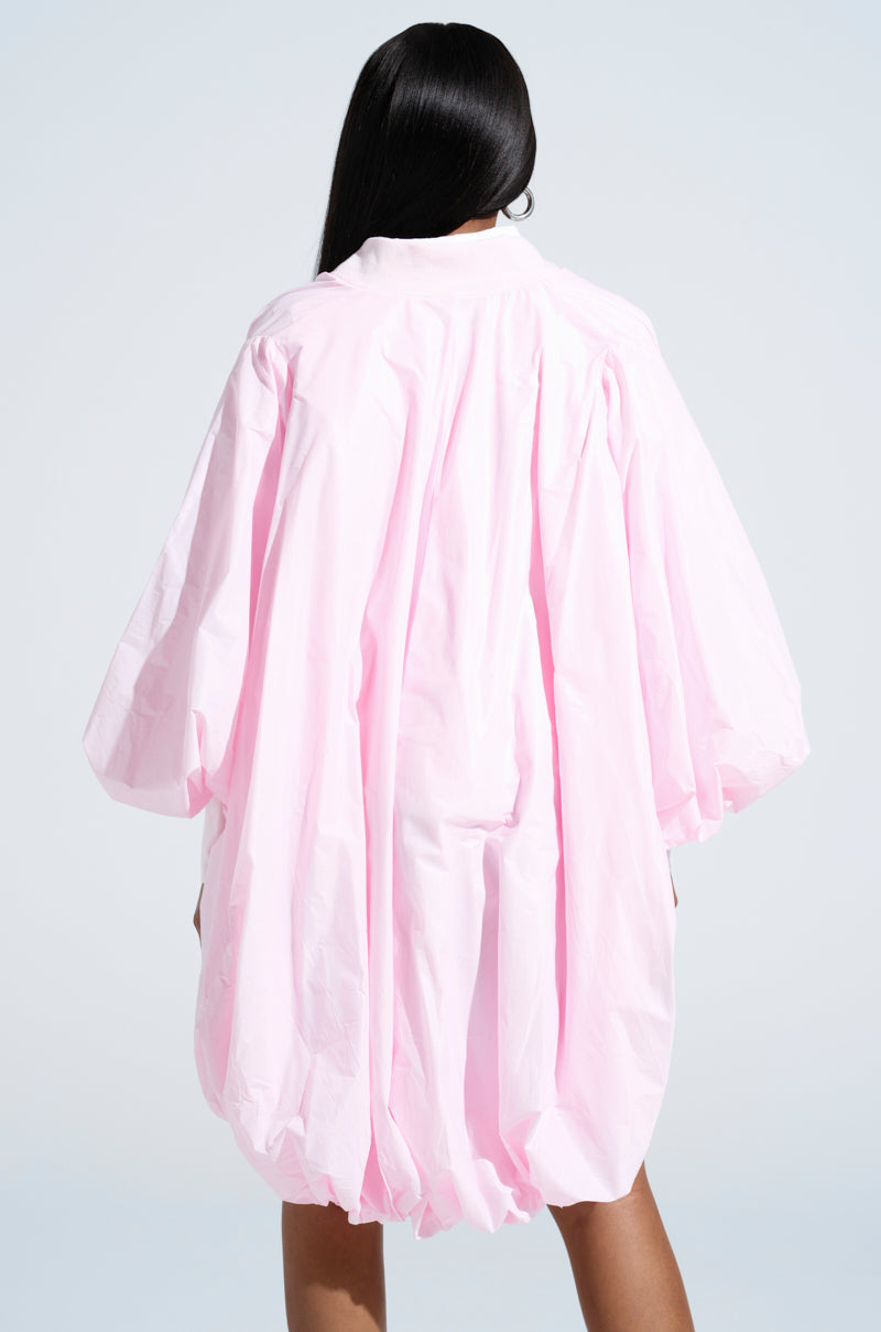 FLOATING NYLON BUBBLE BOMBER IN LIGHT PINK
