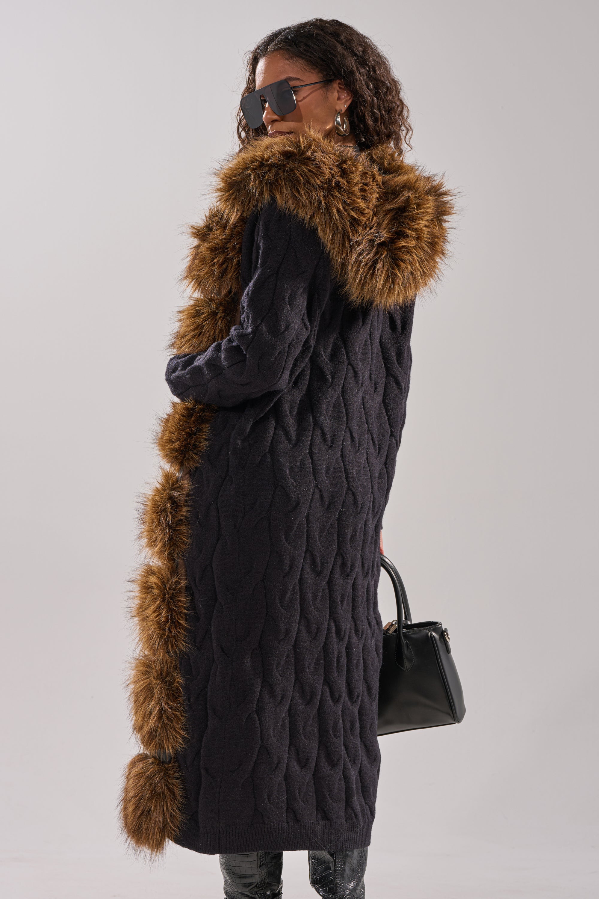 WARM ME UP LONG CARDIGAN WITH FUR