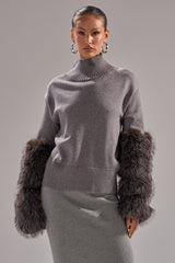 TOUCH ME SWEATER WITH FUR CUFFS
