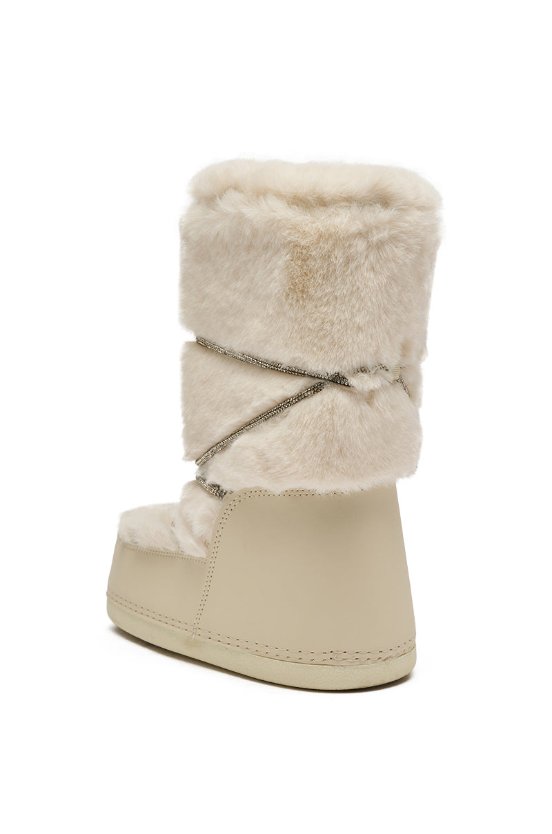 AZALEA WANG KARMELA CREAM FUR MOON BOOT