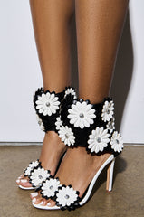 AZALEA WANG KAYDE BLACK & WHITE STILETTO SANDAL