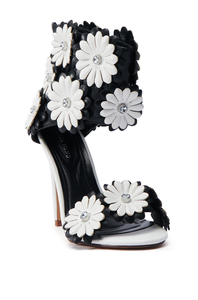 AZALEA WANG KAYDE BLACK & WHITE STILETTO SANDAL