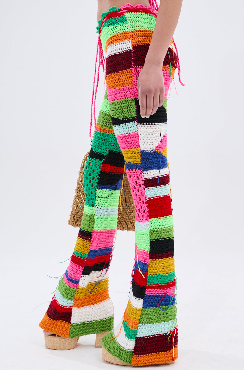 COLORED HEART CROCHET PANT