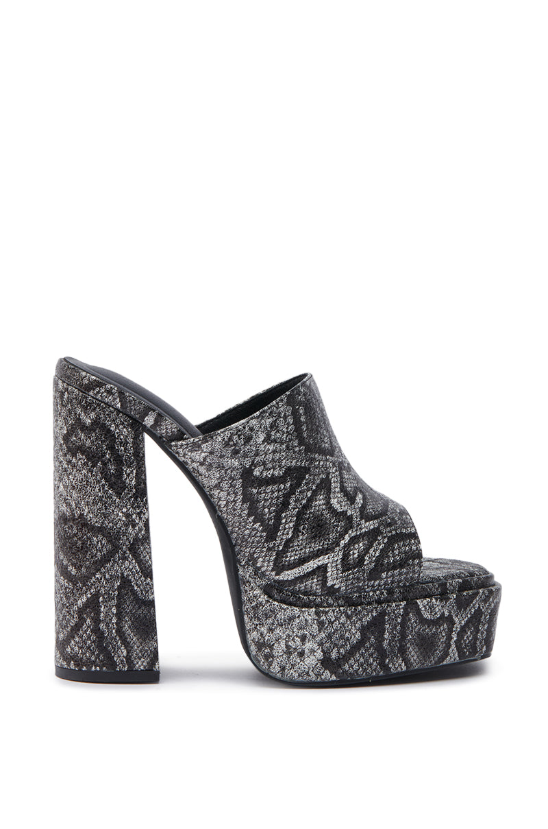 AKIRA LAMONT SNAKE SANDAL CHUNKY PLATFORM