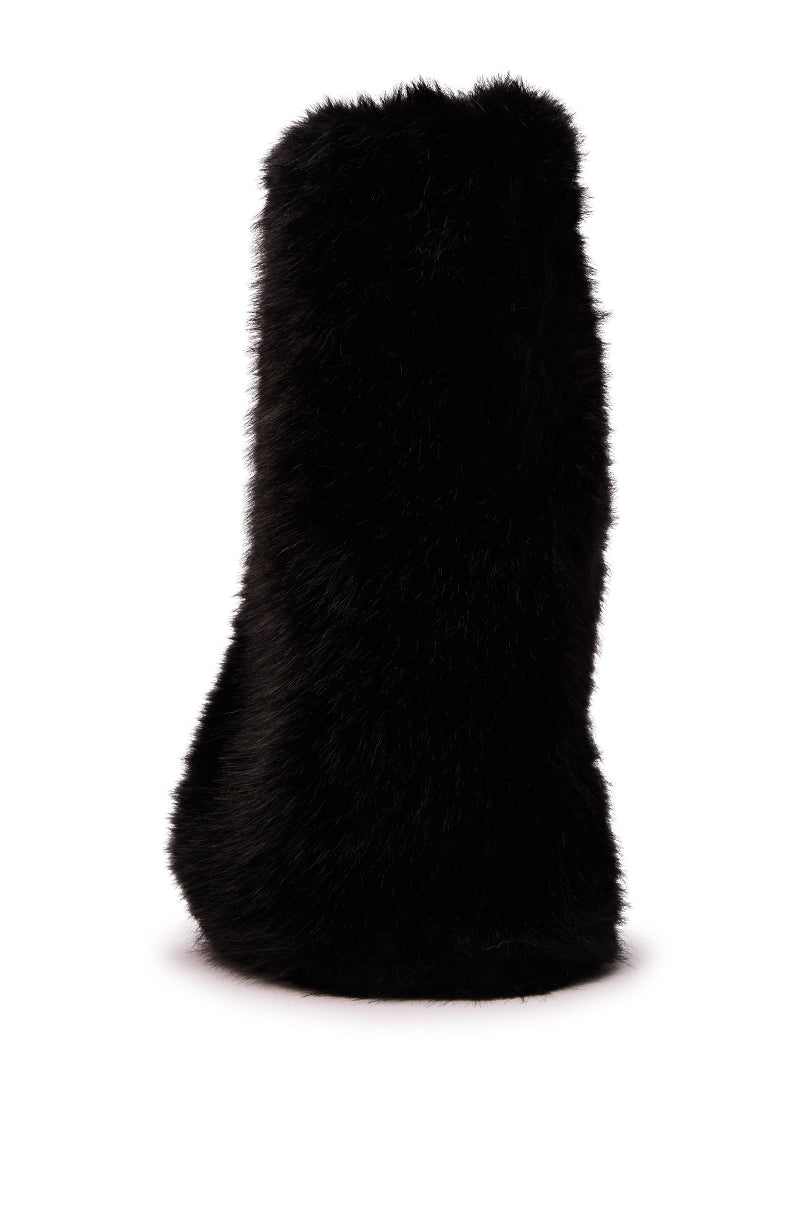 AZALEA WANG LISBOA BLACK FUR FOLD OVER BOOT
