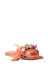 AKIRA LORCAN ORANGE SANDAL