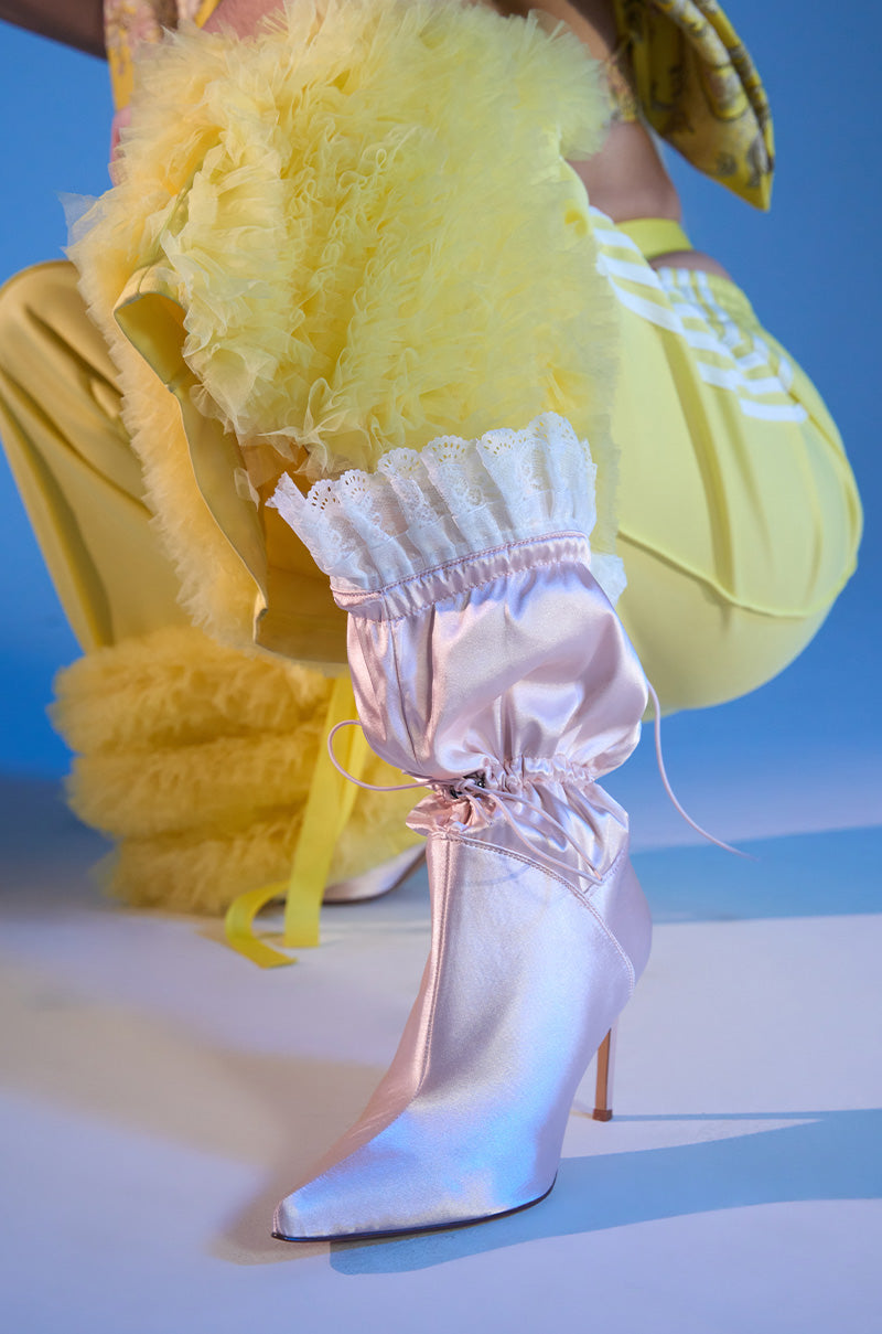 AZALEA WANG MILDRED PINK CINCHING BOOTIE