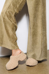 AZALEA WANG MORTICIA BROWN SHERPA CLOG